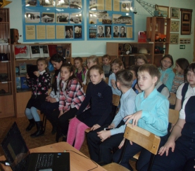 Сотрудники заповедника Кузнецкий Алатау провели лекцию для воспитанников ДЮЦ Междуреченска
